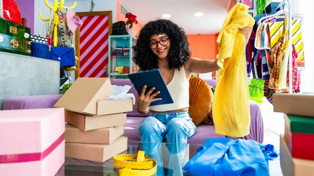 How Ecommerce Website Works
