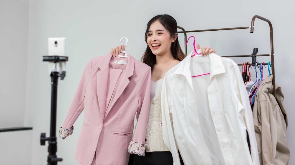 Selling via Livestream Shopping
